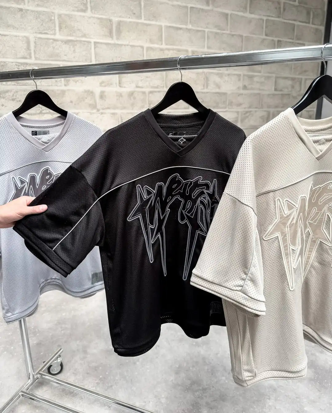 American fashion trend Gothic letter embroidery pattern oversized T-shirt men's retro loose fitting pullover short sleeved shirt