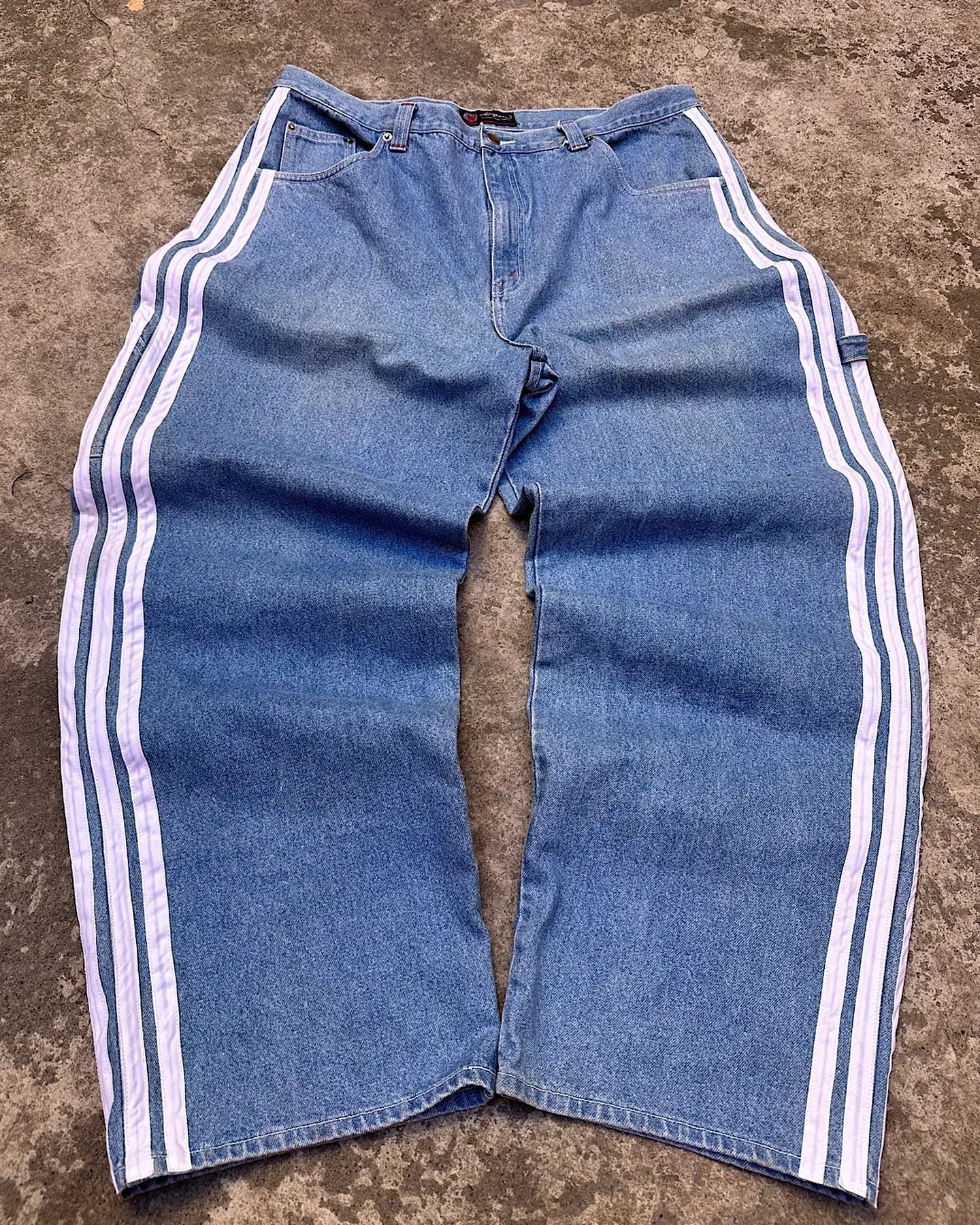New Y2K Jeans Baggy High Quality Embroidered Striped Harajuku Sweatpants Hip Hop Streetwear  Casual Wide Leg Denim Pants Aura